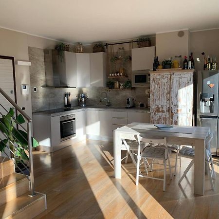 Residenza Taliedo, In Casa Privata, Abitata, Solo Camera Doppia E Bagno Personale Milano Exteriör bild
